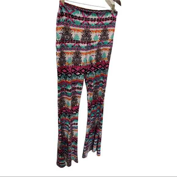 LUCY LOVE ROLL DOWN SUPER FLARE SOFT STRETCHY COLORFUL PAISLEY PANTS SIZE LARGE - Picture 14 of 15